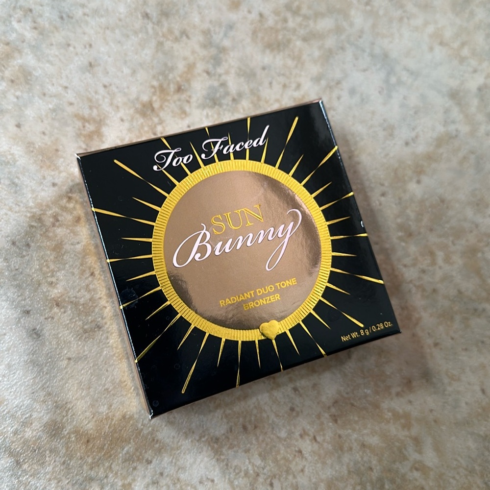 Too Faced Sun Bunny Bronzer